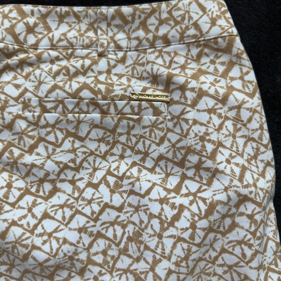 😱 NWOT Michael Kors Size 8 MomPants - Picture 3 of 8